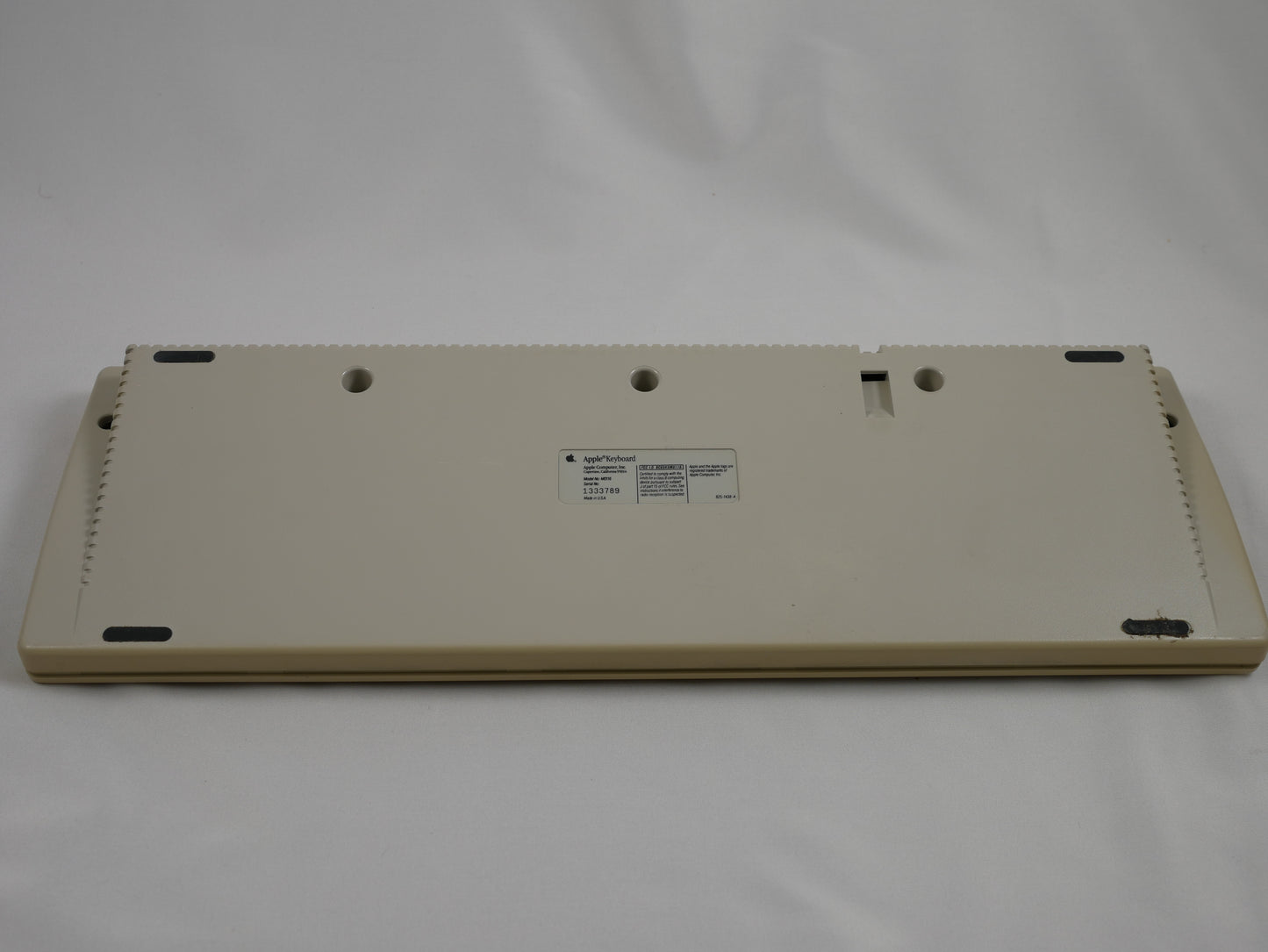 Apple M0116