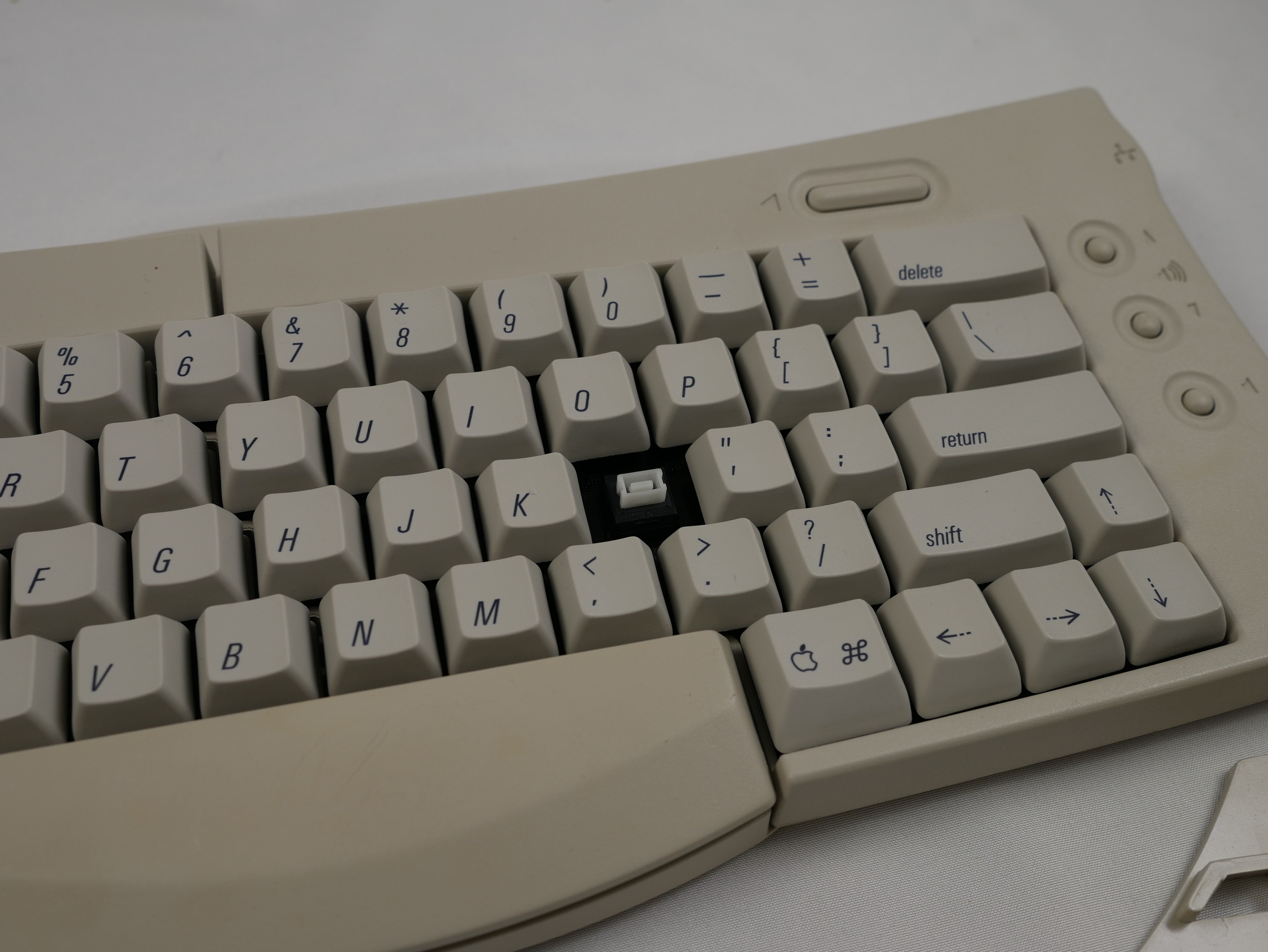 Apple Adjustable Keyboard - Wikipedia